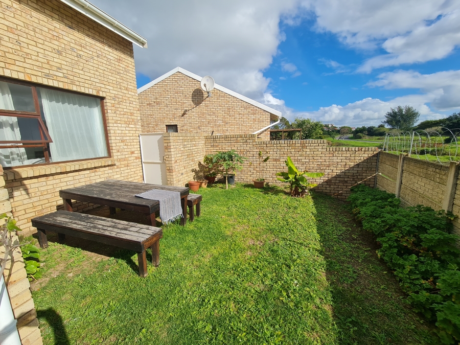 3 Bedroom Property for Sale in Aston Bay Eastern Cape